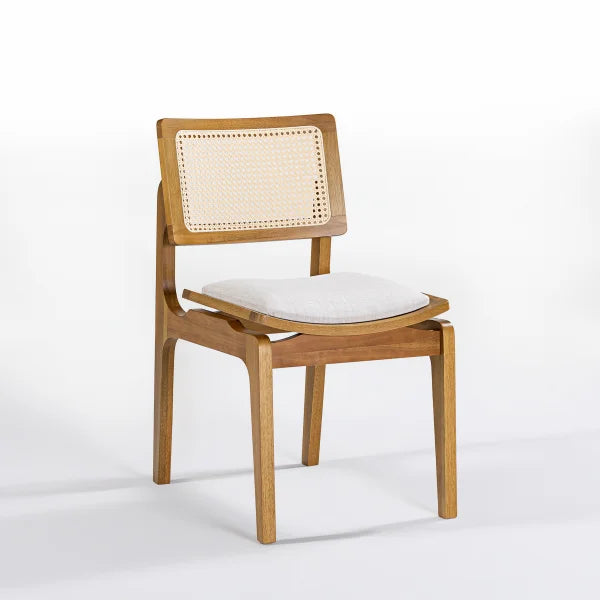 Cadeira de Madeira Maciça com Telinha Natural Estofada - Ninho Móveis